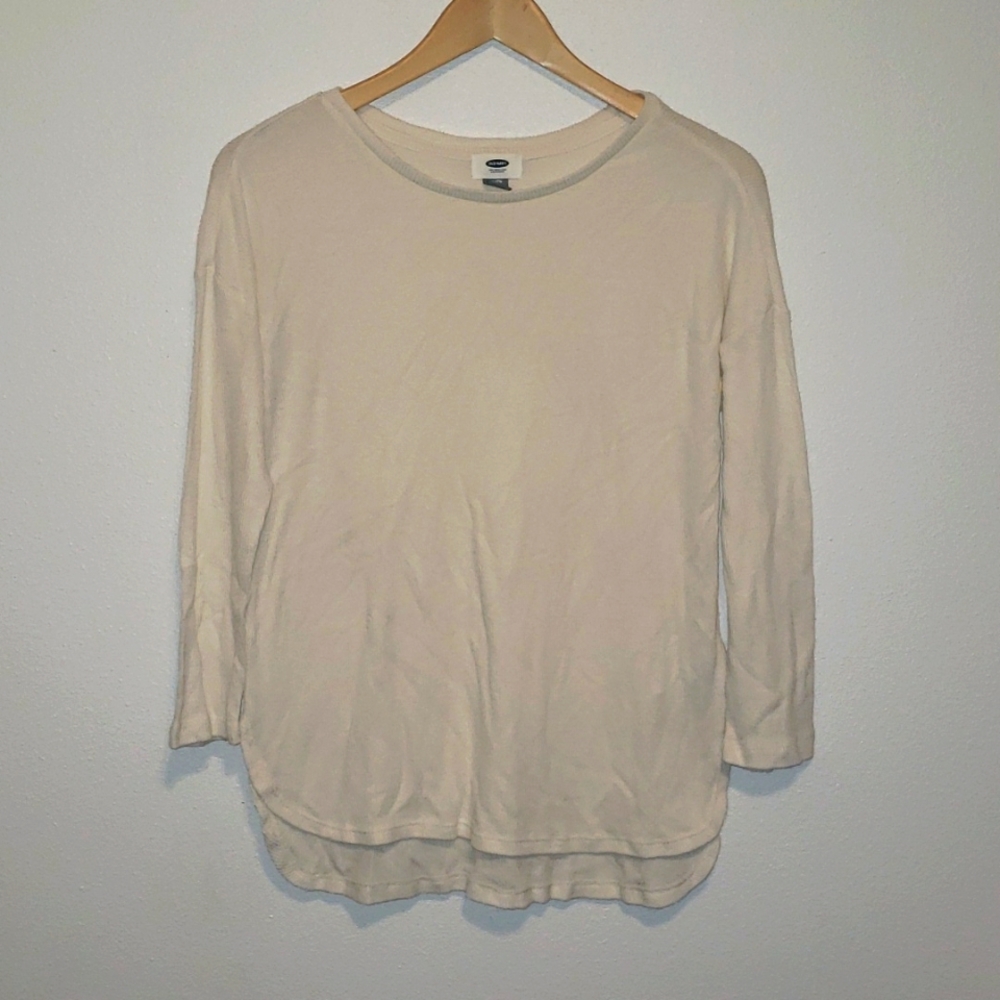 Pearl white girl shirt